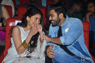 Padi Padi Leche Manasu Movie Pre Release Event